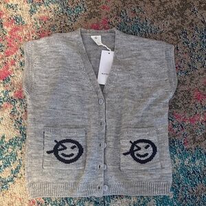 Wynken grey vest